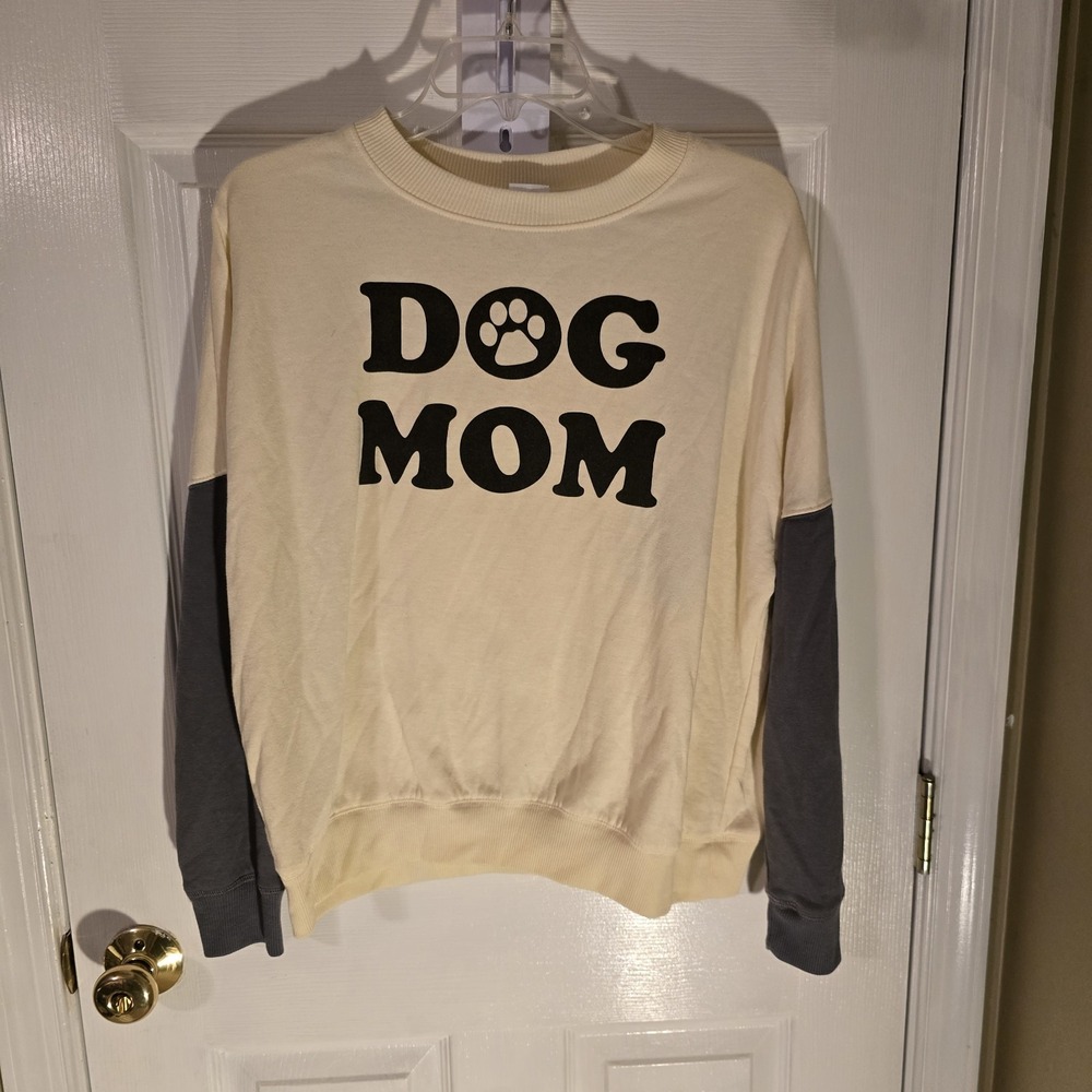 Modern Lux Sweatshirt Womens Medium Cream Gray Dog Mom Graphic Pullover Crewneck